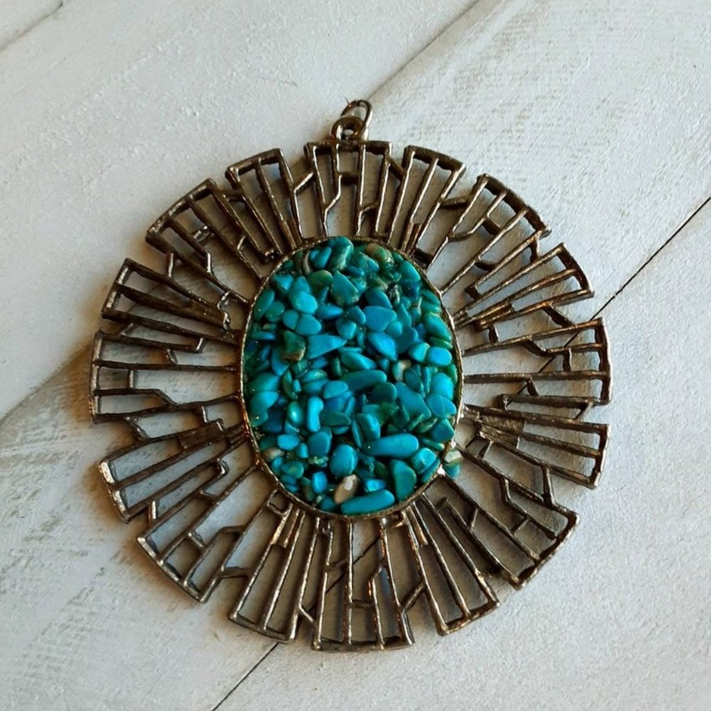 Southwest Style Turquoise Pendant - Boho Chic